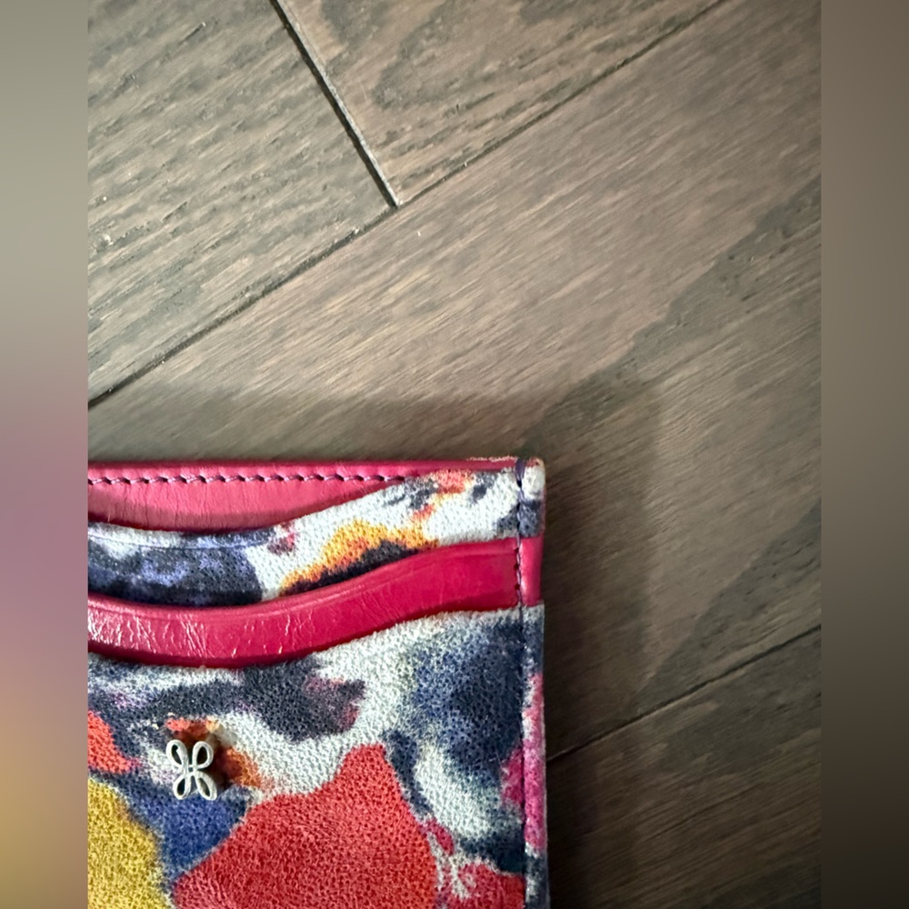 HOBO Max Floral Printed Leather Card Case with Chain Clip - Picture 7 of 9